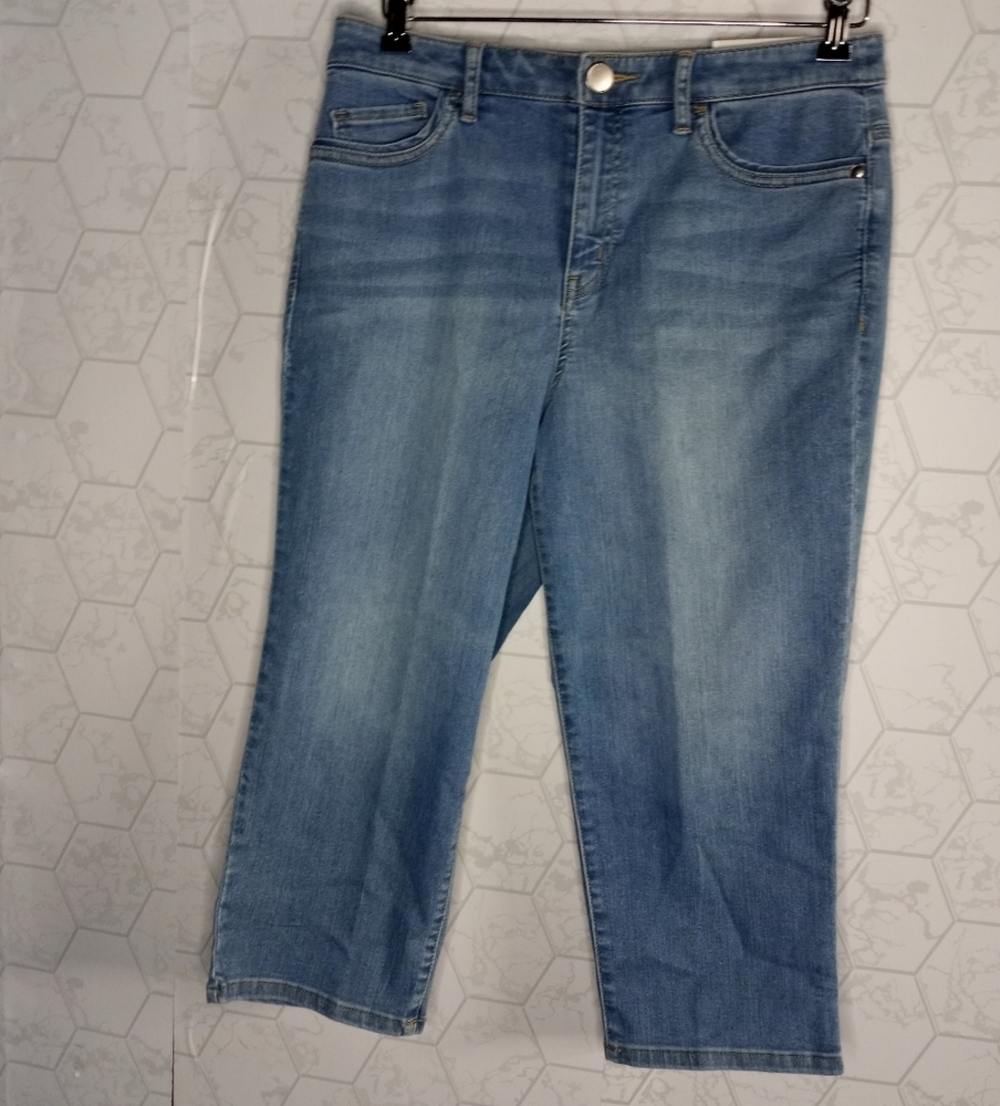 Christopher & Banks stonewash everyday denim crop